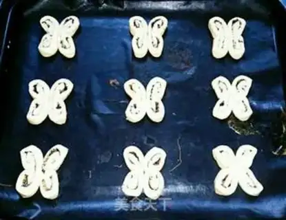Make Sesame butterflies step 4