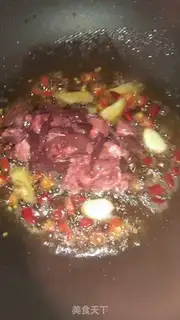 Make Potatoes smothered rabbits step 7