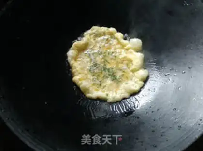 Make Tomato fried eggs step 2