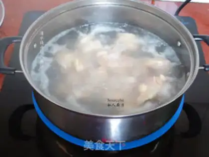 Make Roast chicken soup step 1