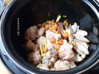 Make Roast chicken soup step 2