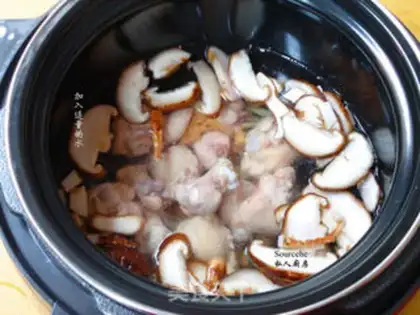 Make Roast chicken soup step 3