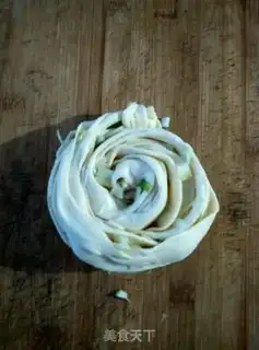 Make Hand grab cake step 7