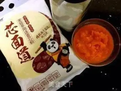 Make Carrot tomato egg noodles step 0