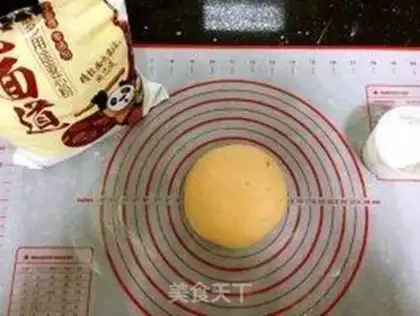 Make Carrot tomato egg noodles step 2