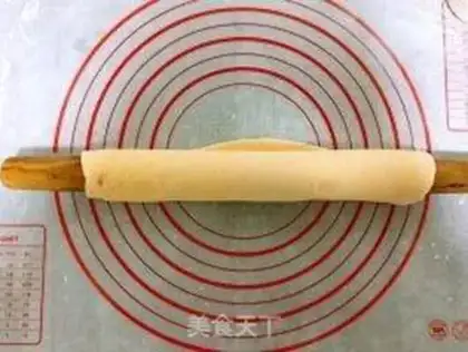 Make Carrot tomato egg noodles step 4