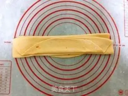 Make Carrot tomato egg noodles step 5