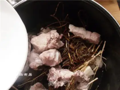 Make Chicken weeds, horse-to-mouth drinks step 7