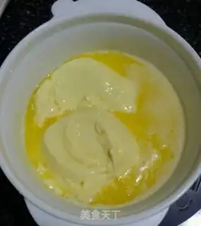 Make Grenade cream cake step 0