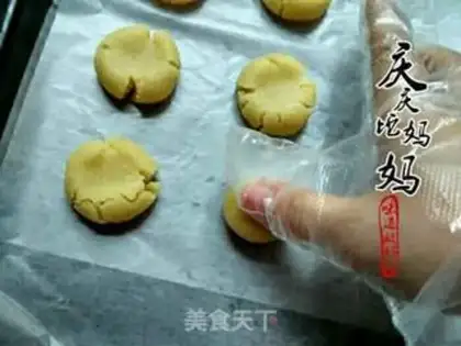 Make Mini peaches step 4