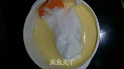 Make Grenade cream cake step 4