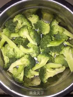 Make Tomato broccoli step 0