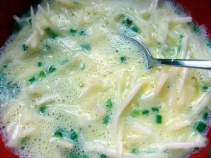 Make Onion radish and eggcake step 2