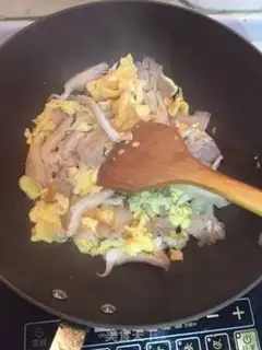 Make Fry eggs step 3