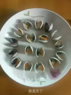 Make Cracking eggs step 5