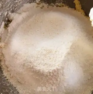 Make Norwegian sandcakes step 2