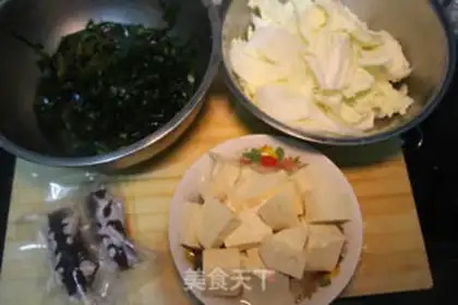 Make Cream ribs, seafood tofu soup step 3