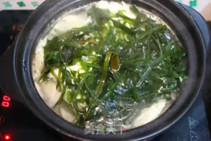 Make Cream ribs, seafood tofu soup step 5