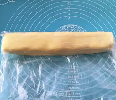 Make Norwegian sandcakes step 4