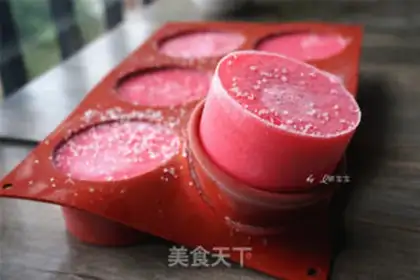 Make Strawberry pudding step 6