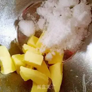 Make Gold coconut ball step 0