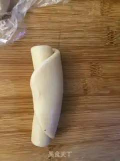 Make Old Beijing salt cow tongue step 13