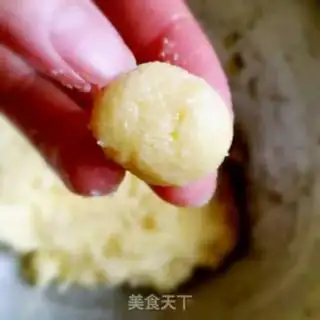 Make Gold coconut ball step 5