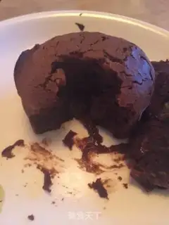 Make Chocolate lava cake step 4