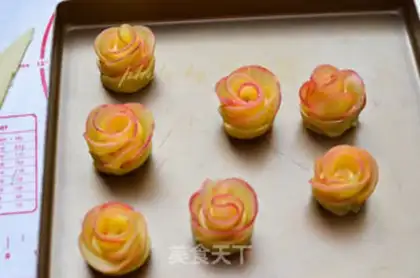 Make Rose apple rolls step 9