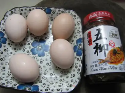 Make Five eggs step 0