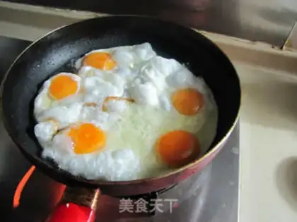 Make Five eggs step 2