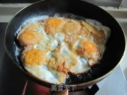 Make Five eggs step 3