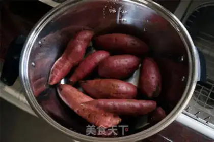 Make Water for potatoes step 1