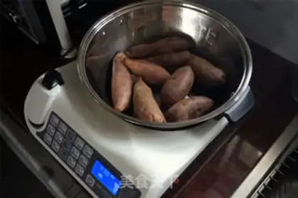 Make Water for potatoes step 4