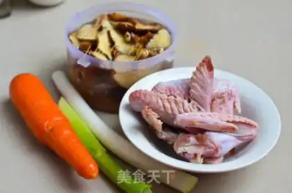 Make The chicken wings of mushrooms step 0