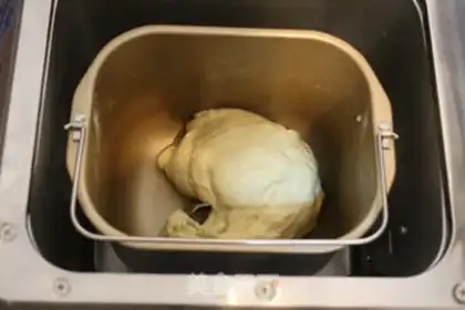 Make Chinese Hokkaido toast step 1
