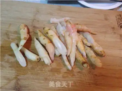 Make Chicken Liang step 1