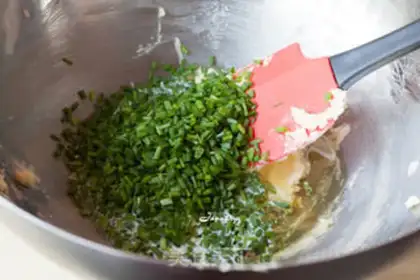 Make Onion cookies step 3