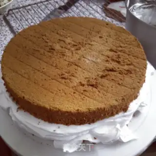 Make DORAEMON CREAM CAKE step 16