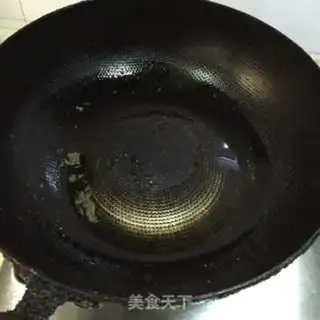 Make Fried eggs step 4