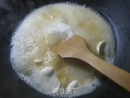 Make Oily mushroom soup step 5