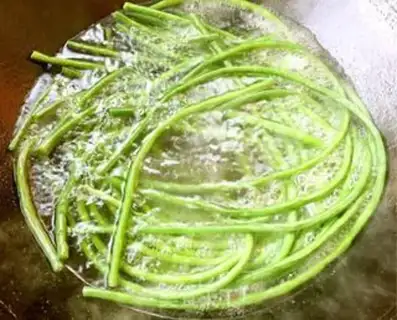 Make The peas are embedded in pearls step 2