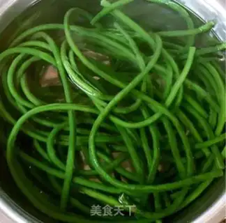 Make The peas are embedded in pearls step 3