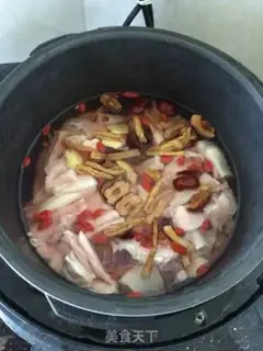 Make The medicine, the gravy soup step 4