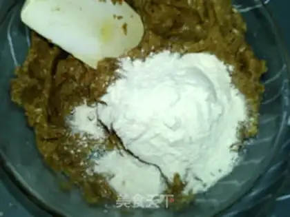 Make Pants cake step 8