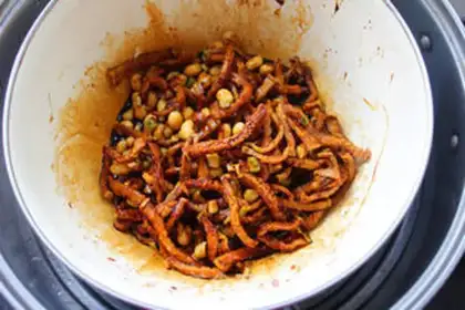 Make Carrot and pickles step 4