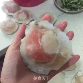 Make Garlic scallops step 1
