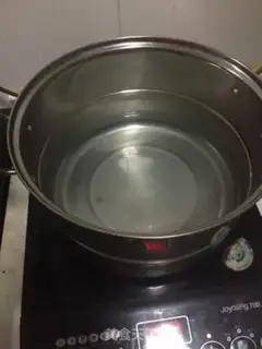 Make Eggs step 0