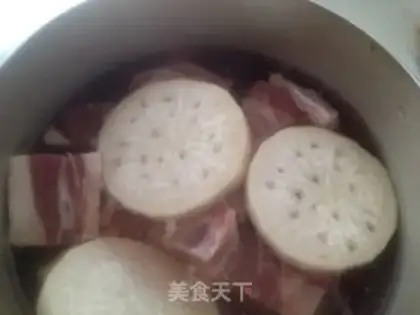 Make Onion carrots, goat meat step 2