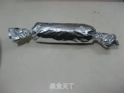 Make Chicago black pepper beef roll step 6